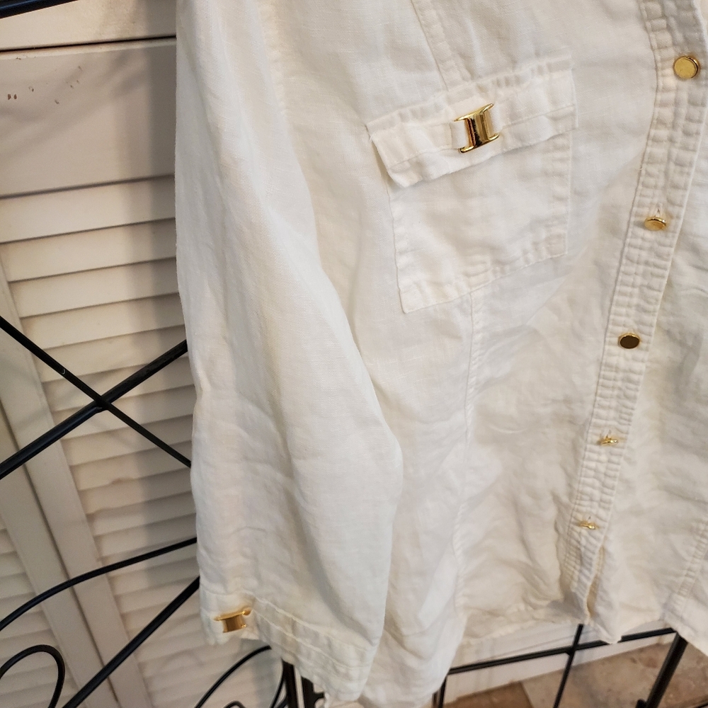JM Collection White Button-Up 100% Linen Shirt with Gold Accents, Size 10 - Picture 3 of 6